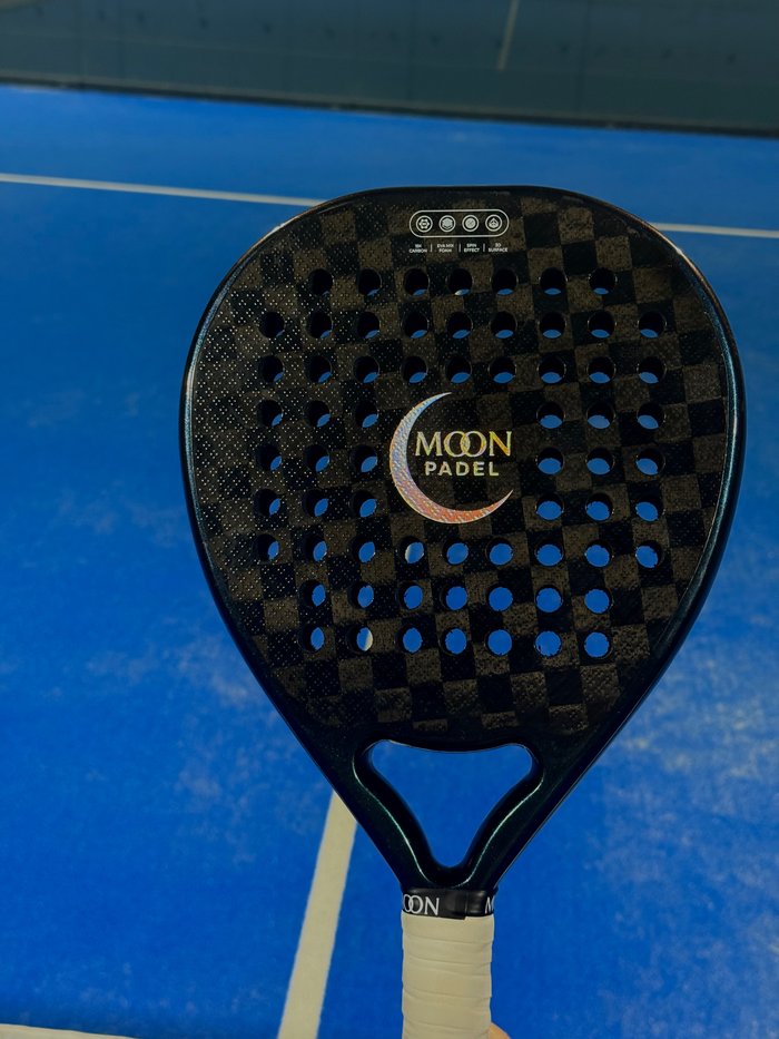 Supernova X racket close-up detail